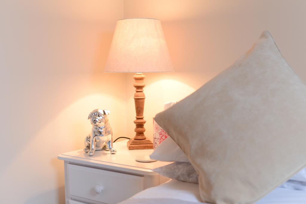 Bed and Breakfast Mory House à Bornemouth Extérieur photo