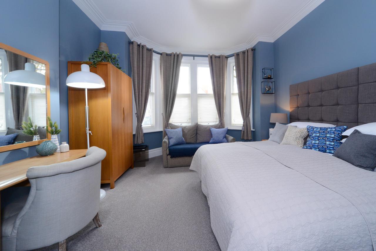 Bed and Breakfast Mory House à Bornemouth Extérieur photo