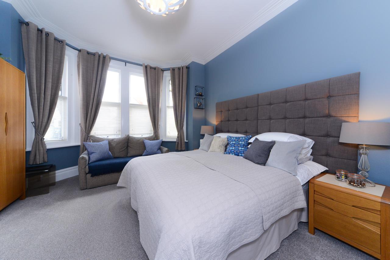 Bed and Breakfast Mory House à Bornemouth Extérieur photo