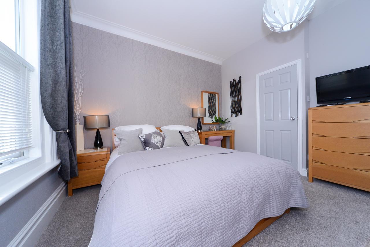 Bed and Breakfast Mory House à Bornemouth Extérieur photo